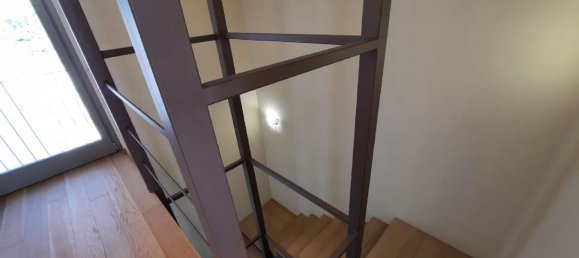 8 rooms House in Corneliano d'Alba, Italy No. 49734 13