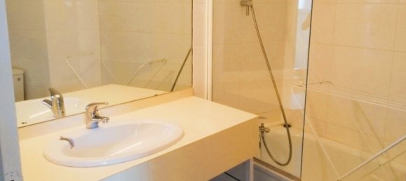 3 غرف نوم شقة في Sainte-Savine, France رقم 262056 9