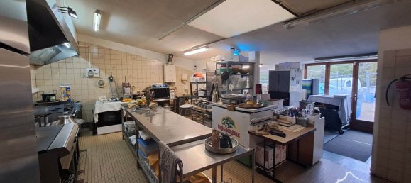 217m² Commercial property in Clairfontaine, France No. 242900 9