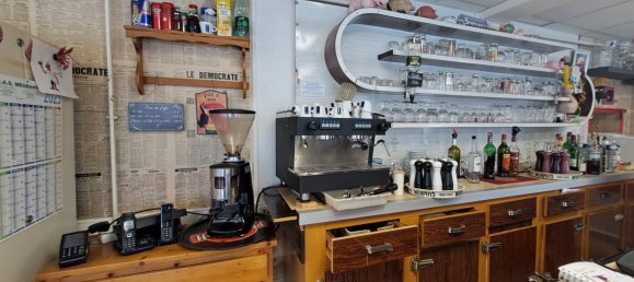 217m² Commercial property in Clairfontaine, France No. 242900 4