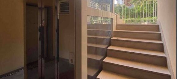 Apartamento de 3 dormitorios en Massa, Italy No. 49435 10