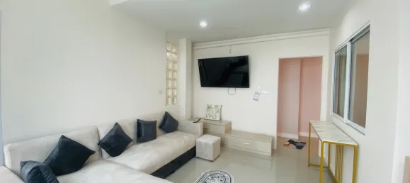 Дом с 4 спальнями в Паттайя, Таиланд № 71738 14