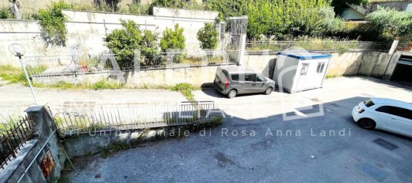 5غرفة شقة في Salerno, Italy رقم 36775 2