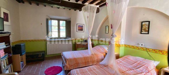 3 bedrooms House in Castiglione del Lago, Italy No. 168966 10