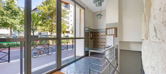 2 chambres Appartement à Clichy, France No. 170997 10