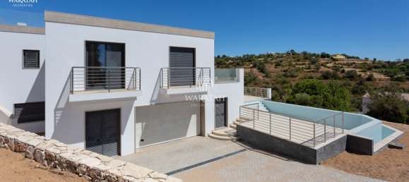 5 bedrooms Villa in Loule, Portugal No. 144395 4