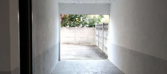 8 bedrooms Building in Vitry-sur-Seine, France No. 163856 5