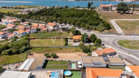 Grundstück in Vila Nova de Gaia, Portugal 785m², Nr. 50484