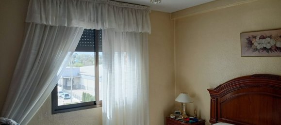 Apartamento de 3 dormitorios en Córdoba, Spain No. 140527 17