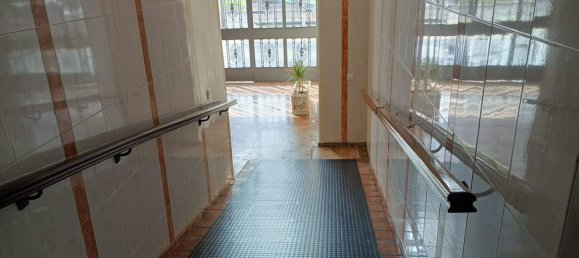 Apartamento de 3 dormitorios en Córdoba, Spain No. 140527 13