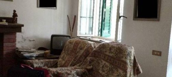 6 غرف نوم فيلا في Taverna, Italy رقم 269772 24