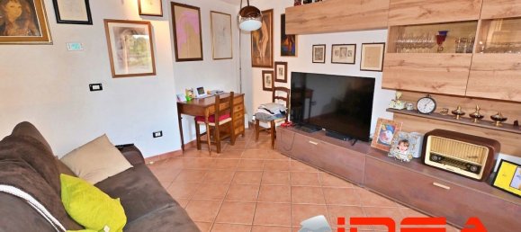 3 bedrooms Apartment in Modena, Italy No. 331406 9