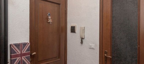 3 Schlafzimmer Wohnung in Turin, Italy, Nr. 380792 9