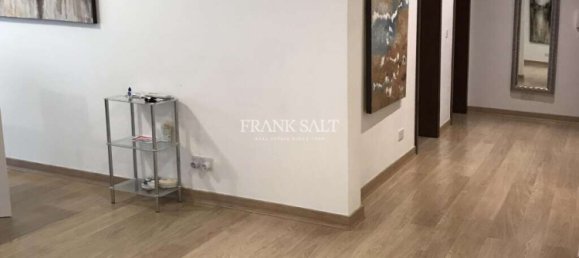 Apartamento de 3 dormitorios en Saint Julian's, Malta No. 4817 5