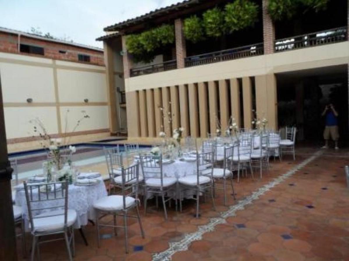 13 chambres Maison à Antioquia, Colombia No. 2754