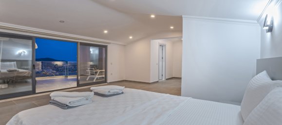 Villa 5+1 in Kalkan, Turkey No. 5895 7