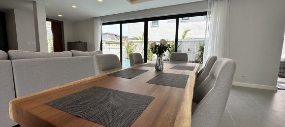 4 chambres house à louer à Pattaya, Chonburi, Eastern Thailand, Thailand № 11791 7
