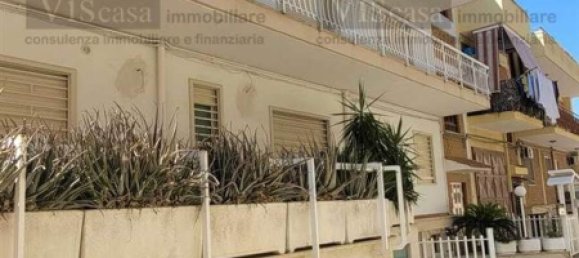 Дом с 5 спальнями в Битритто, Италия № 377958 12