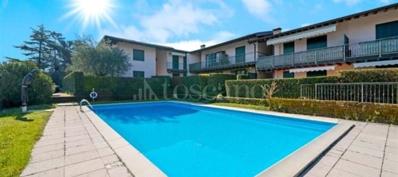 3غرفة شقة في Moniga del Garda, Italy رقم 5467 24