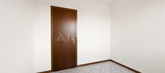 3غرفة شقة في Moniga del Garda, Italy رقم 5467 15