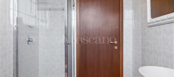 3غرفة شقة في Moniga del Garda, Italy رقم 5467 11