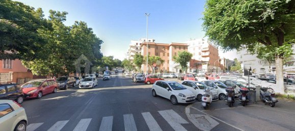 Imóvel comercial de 1 divisão em Rome, Italy N.º 301554 9