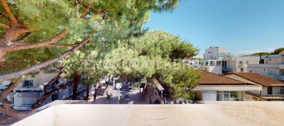 2 Schlafzimmer Penthouse in Riccione, Italy, Nr. 68606 22