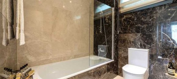 3 bedrooms Apartment in Germasogeia, Cyprus No. 12125 3