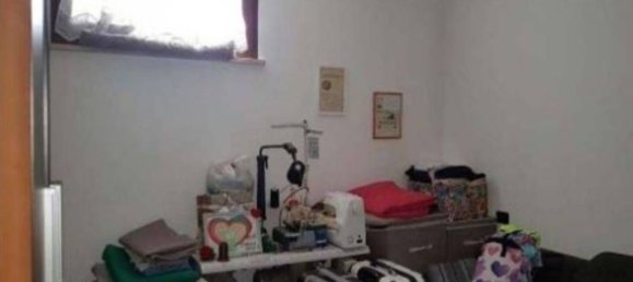 3 rooms Apartment in Terni, Italy No. 208739 7