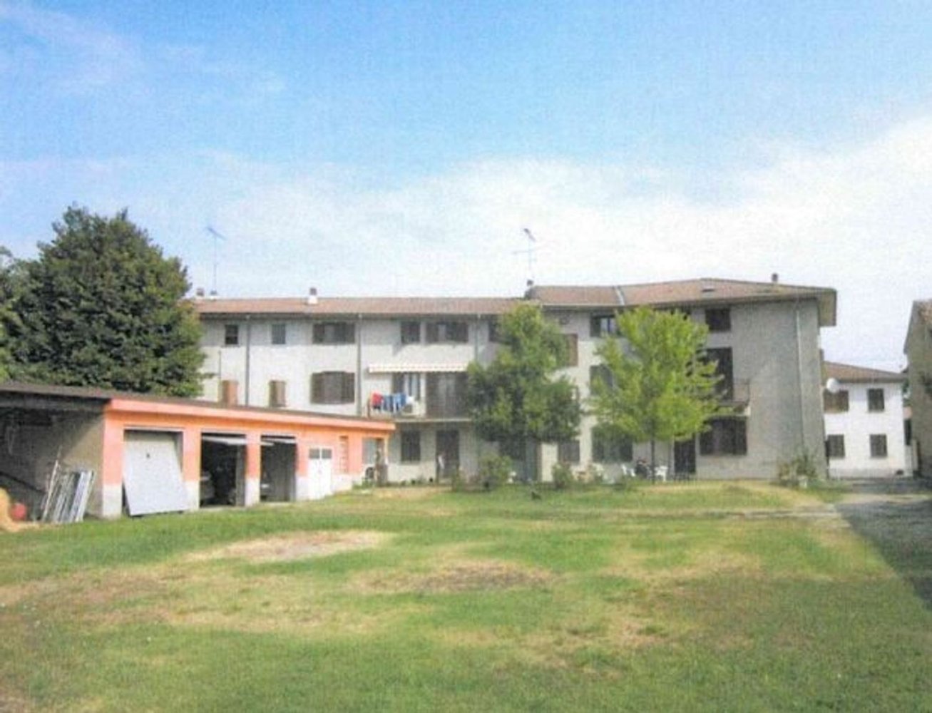 4-Zimmer Wohnung in Voghera, Italy, Nr. 182270