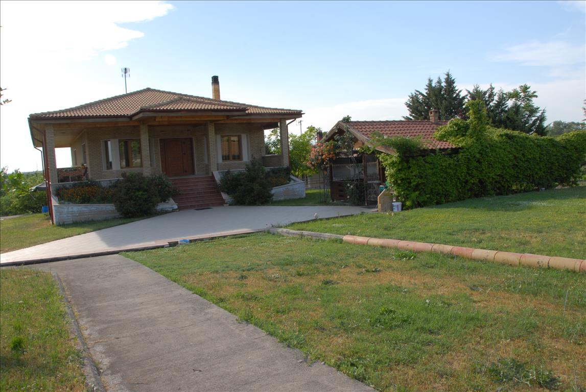 4 bedrooms House in Agios Athanasios, Greece No. 95170