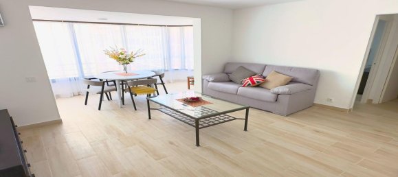 Квартира с 3 спальнями в Бенидорм, Испания № 190311 37