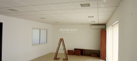 Büro in Marsa, Malta 300m², Nr. 11800 12