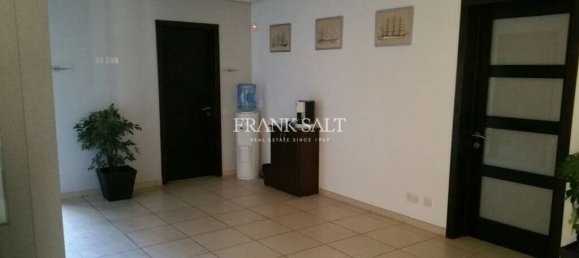 Büro in Marsa, Malta 300m², Nr. 11800 17