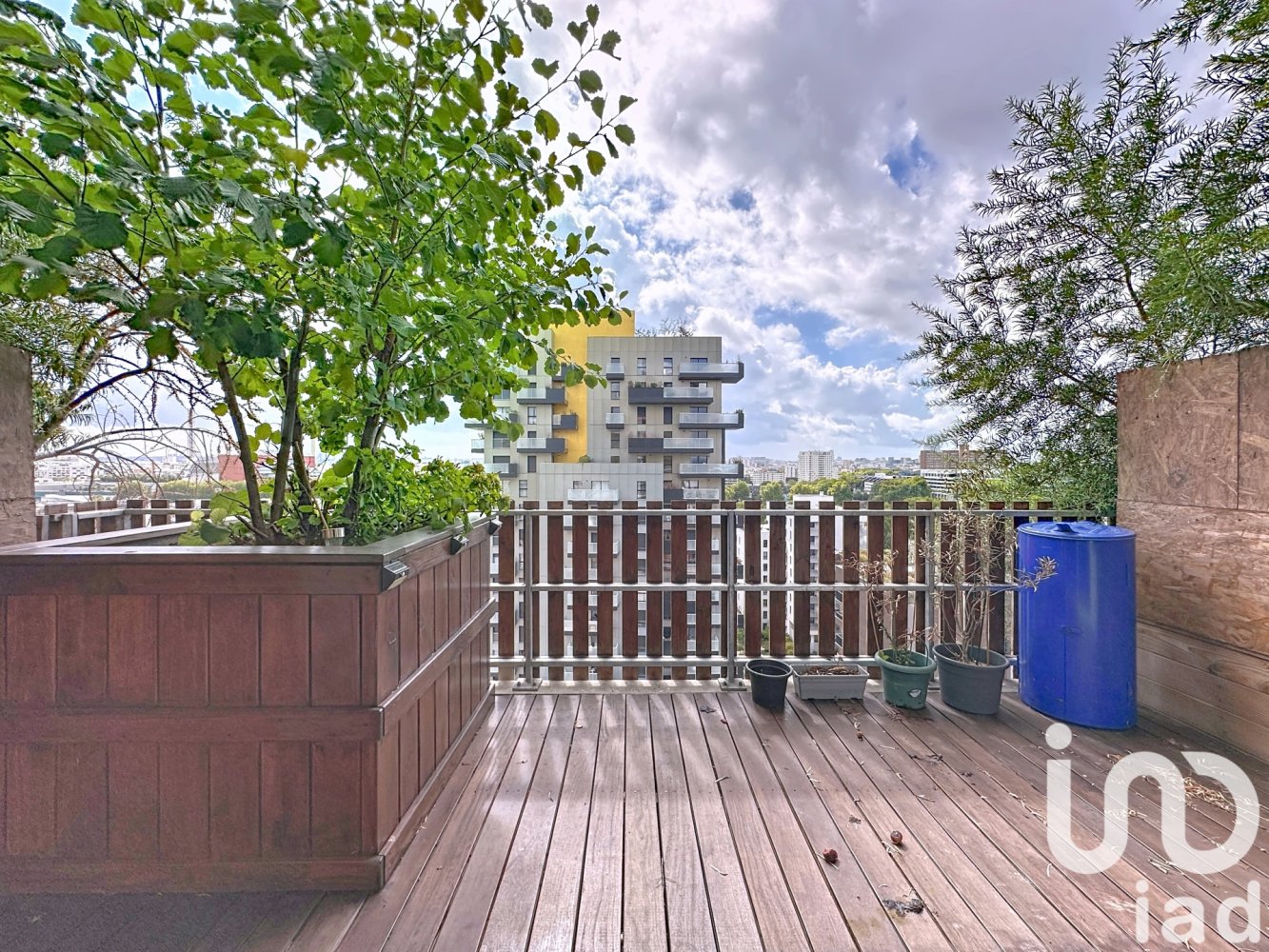 Apartamento de 3 dormitorios en Asnieres-sur-Seine, France No. 348092