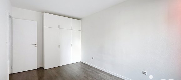 Apartamento de 3 dormitorios en Asnieres-sur-Seine, France No. 348092 11