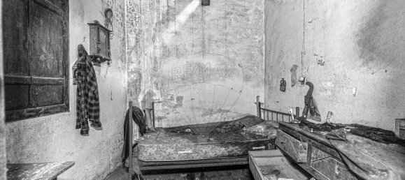 Дом с 6 спальнями в Лорисал, Португалия № 189419 8