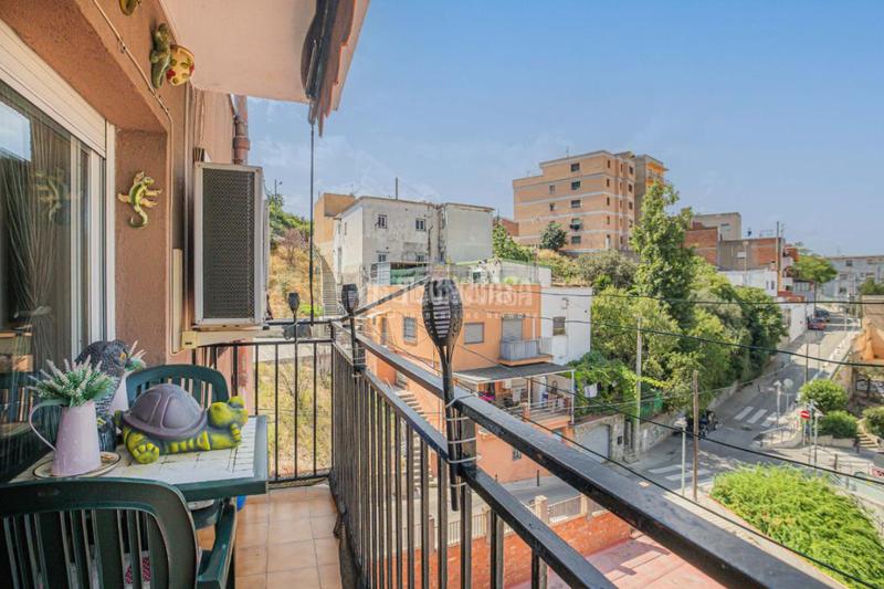 3 bedrooms Apartment in Montcada i Reixac, Spain No. 191676