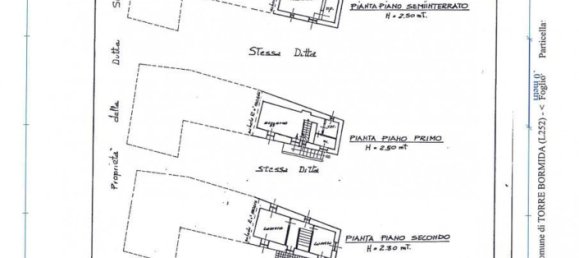 Дом с 10 комнатами в Торре Бормида, Италия № 62920 8