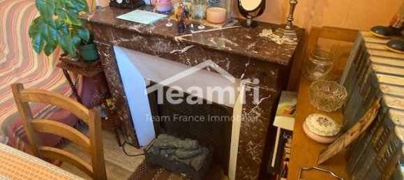 1-salle Bâtiment à Saint-Amand-Montrond, France No. 49645 5