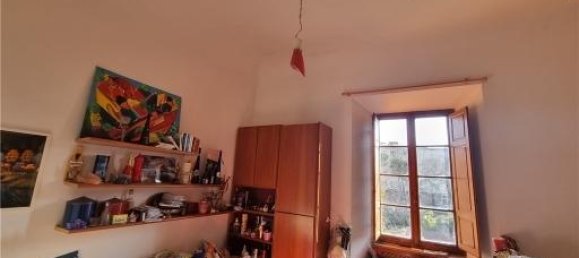 4 rooms Apartment in Florence, Italy No. 33933 17