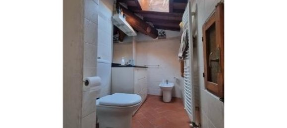 4 rooms Apartment in Florence, Italy No. 33933 13