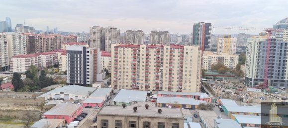 Apartamento de 4 dormitorios en Khatay, Azerbaijan No. 2198 2