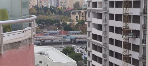 Apartamento de 4 dormitorios en Khatay, Azerbaijan No. 2198 5