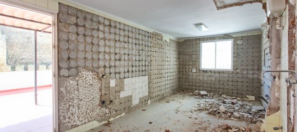 Propiedad comercial de 3 dormitorios en Marbella, Spain No. 9974 5