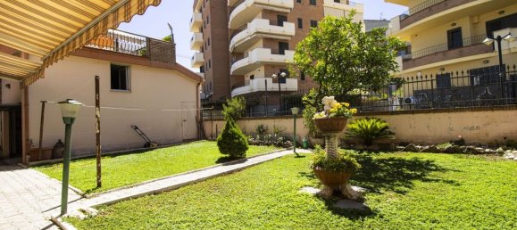 4 rooms Apartment in Alba Adriatica, Italy No. 269939 3