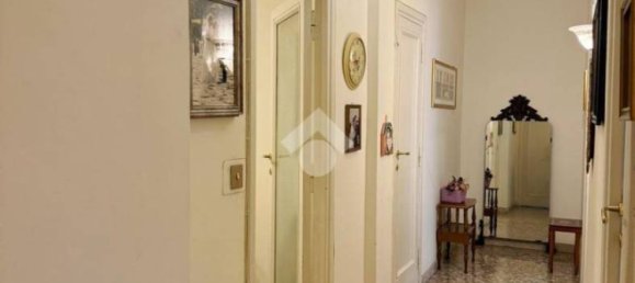 2 bedrooms Apartment in Rome, Italy No. 273514 4