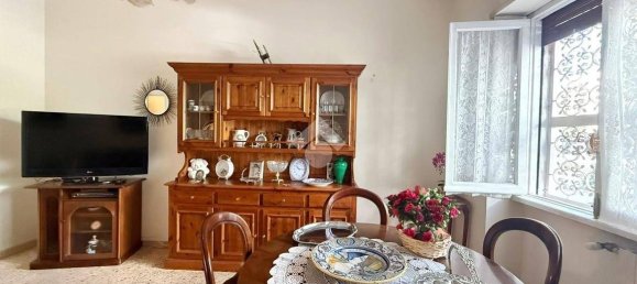2 bedrooms Apartment in Rome, Italy No. 273514 13