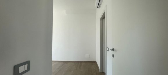 4 rooms Apartment in Reggio Emilia, Italy No. 289743 18