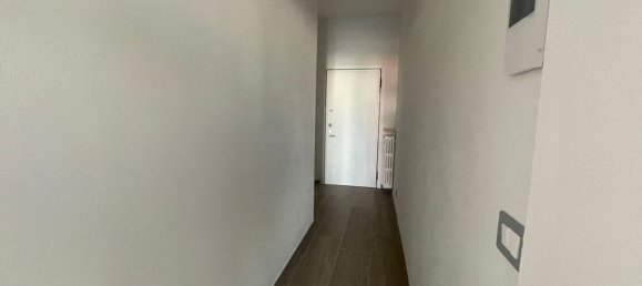 4 rooms Apartment in Reggio Emilia, Italy No. 289743 9